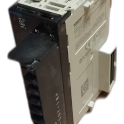 Omron CJ1W-AD041-V1 – Module d'entrées analogiques 4 voies CJ-Series