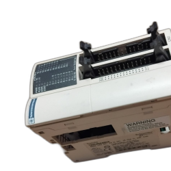Telemecanique XPSAT3410 – Module sécurité arrêt urgence