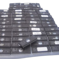 STMicroelectronics M27C2001-15F1 – Mémoire EPROM 2 Mbit
